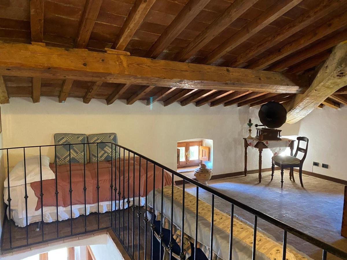 Agriturismo Casallario 볼테라 외부 사진